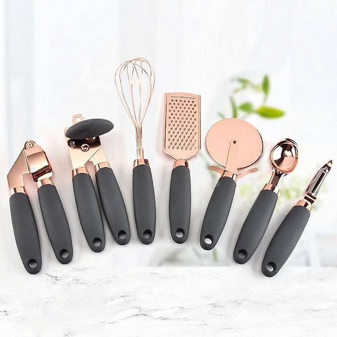 Kitchen accessories and utensils