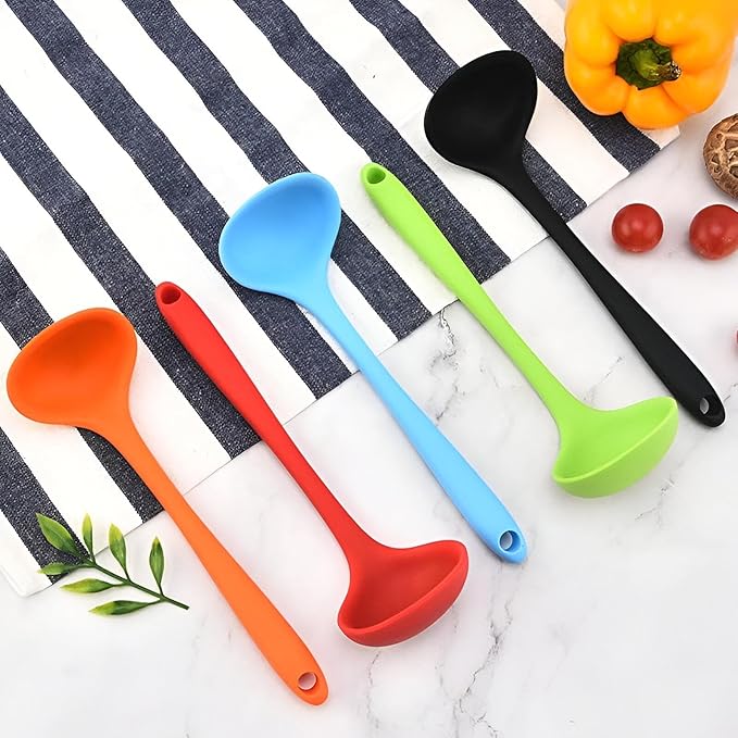 مغرفة حساء - مغرفة كلاسيكية من السيليكون المقاوم للحرارة