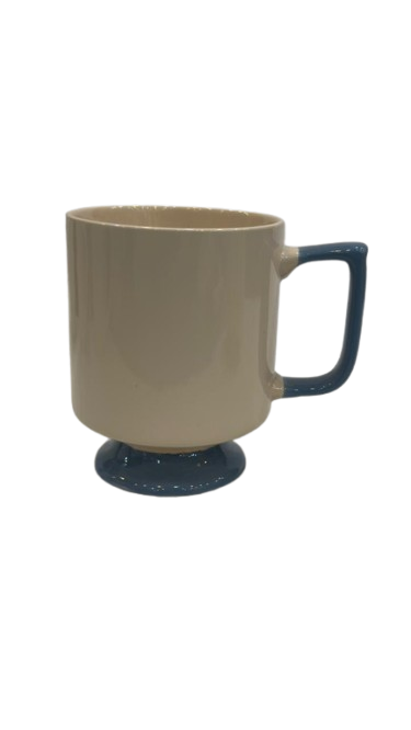 Minimal Pedestal Ceramic Mug – Modern Stand Coffee Cup