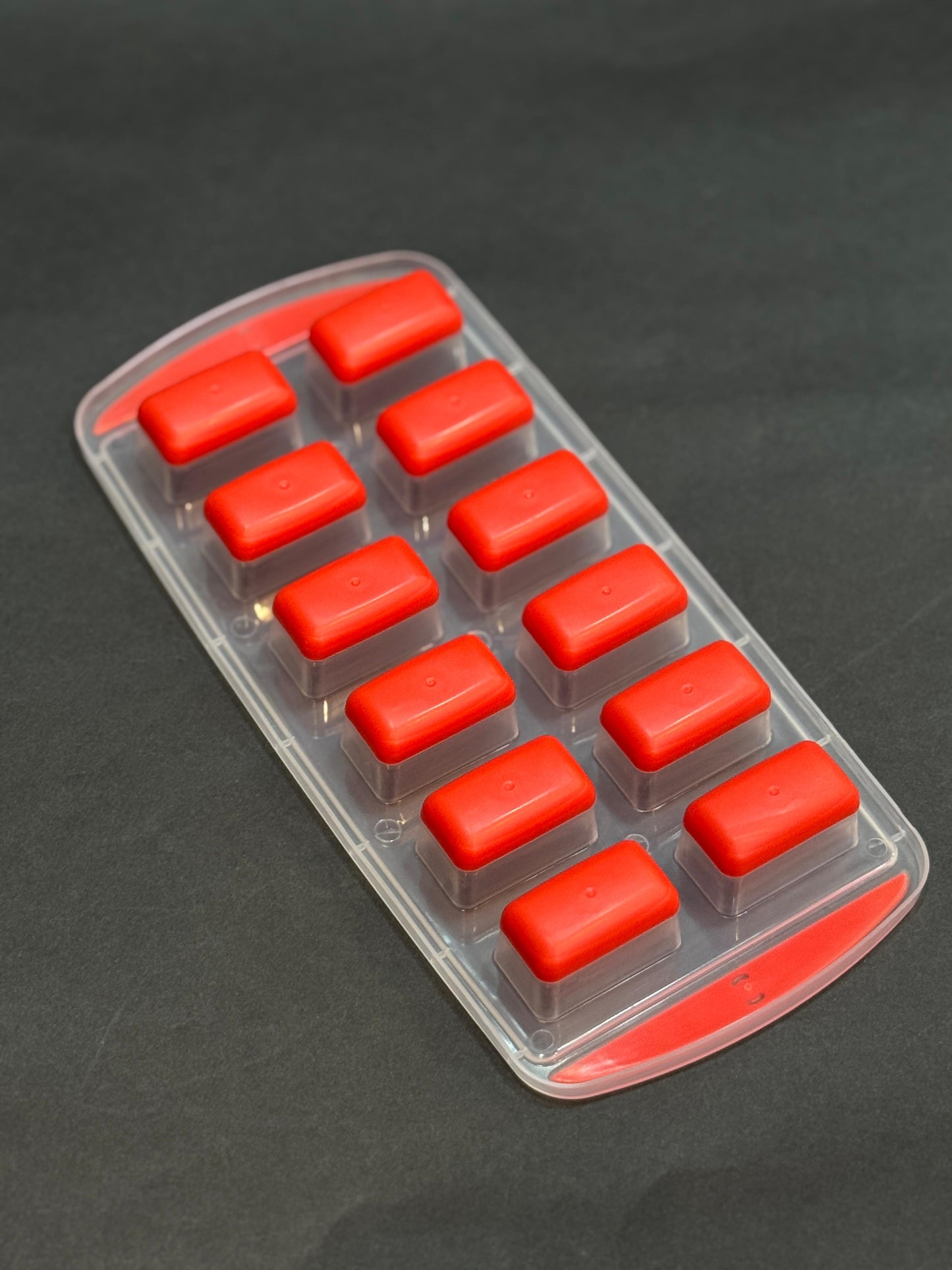 صينية مكعبات الثلج من السيليكون مكونة من صينيتين