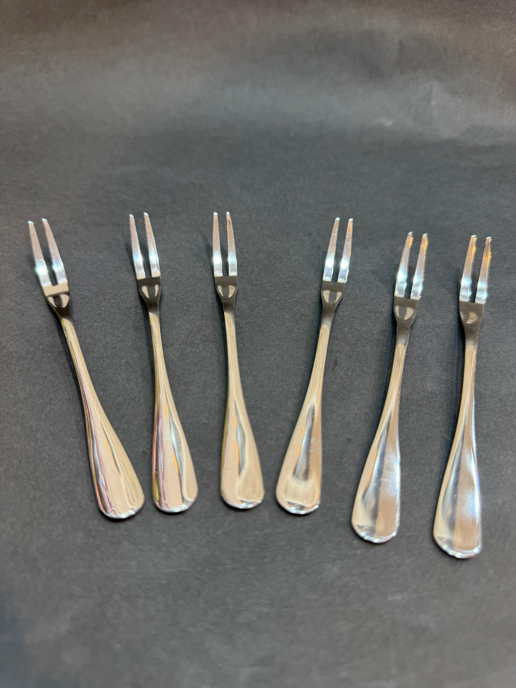 مجموعة من 6 قطع من شوك الفاكهة المصنوعة من الفولاذ المقاوم للصدأ باللون الفضي، ،