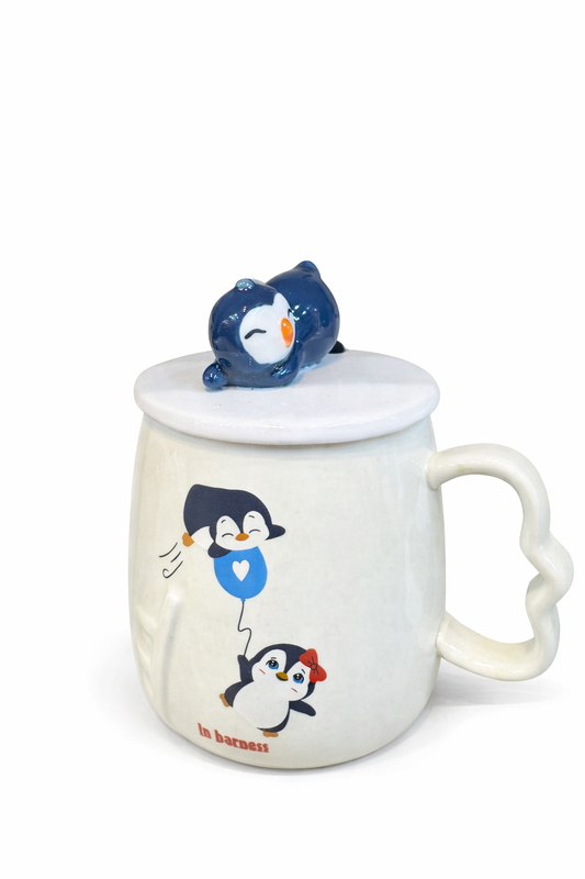 مج شاي بورسلين بنجو كيوت – بغطاء ومعلقة | تصميم كرتوني مناسب للهدايا